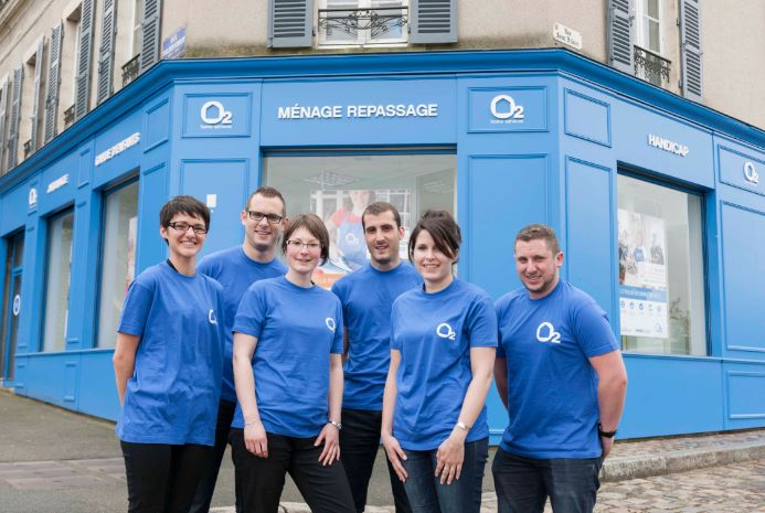 Une agence O2, un développement en franchise