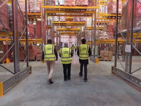 Don en nature : comment ADN valorise les invendus des entreprises
